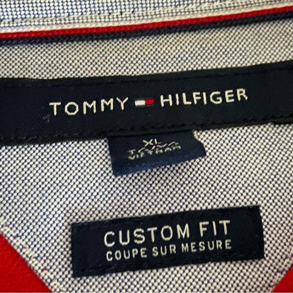 NWOT Mens Tommy Hilfiger Polo - Picture 2 of 2